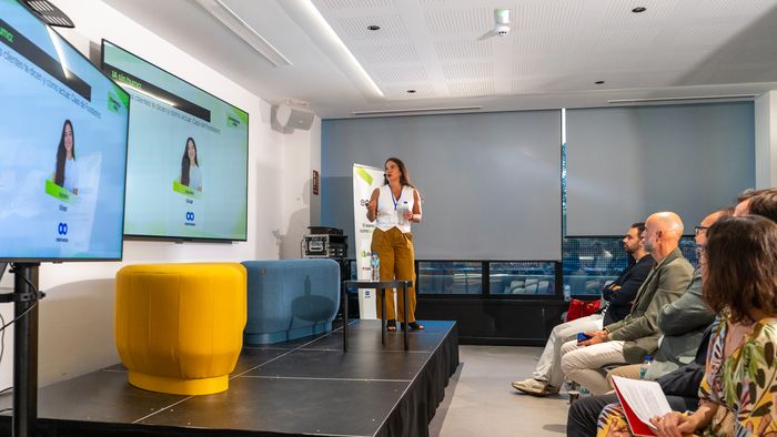 IA sin humo: lo que tus clientes te dicen y qué hacer — Doofinder x Footdistrict — Ecommerce Day 2026